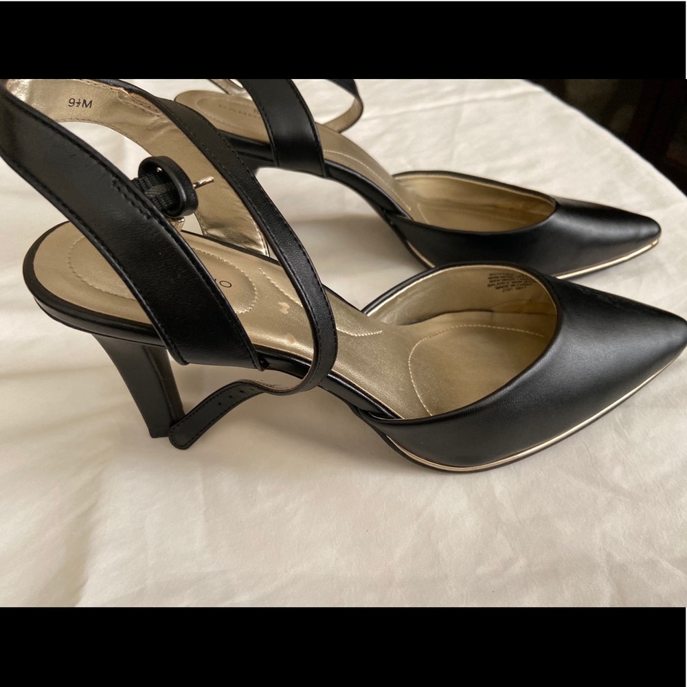 Bandolino strap mules